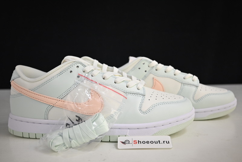 Nike Dunk Low WMNS “Barely Green” DD1503-104