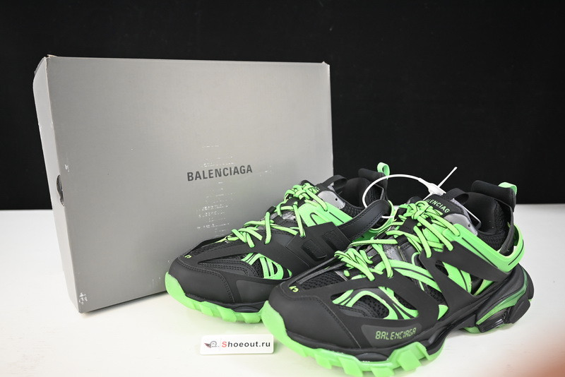 Ba*len*cia*ga track  542023 w3rl1 1035