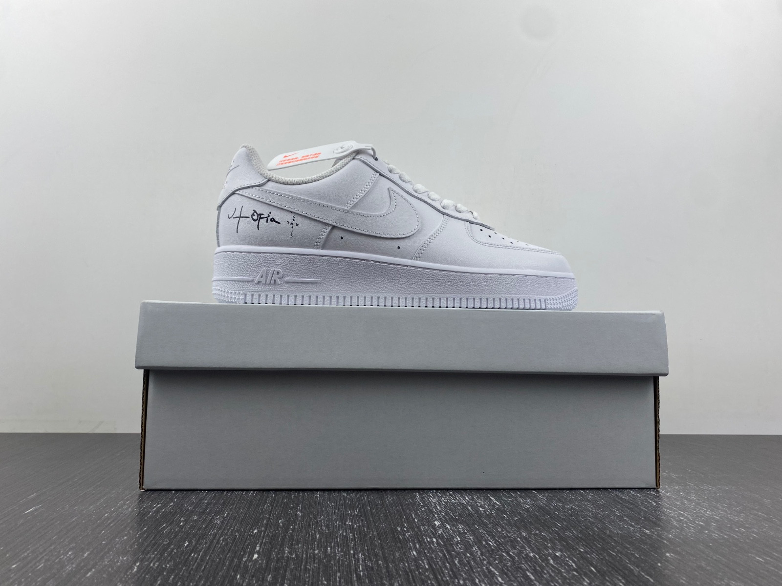 Travis Scott x Nike Air Force 1 Low “Utopia” CW2288-111