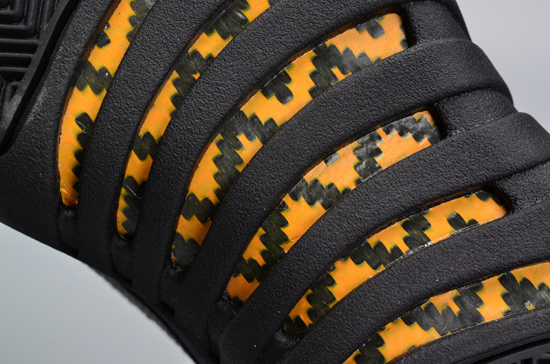 AIR JORDAN 12 RETRO "TAXI 2013 RELEASE" 130690-125