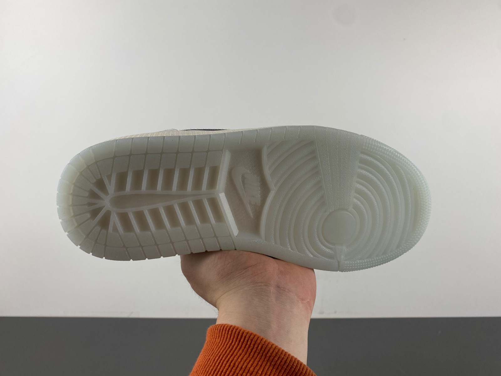 Air Jordan 1 Low OG “Year of the Snake” HF3144-100