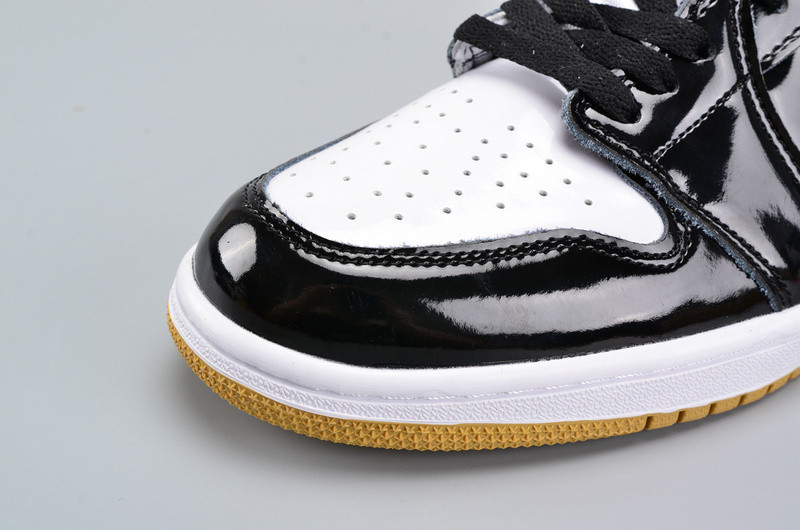 Air Jordan 1 Retro High OG NRG ComplexCon “Top 3 Gold” 861428-001