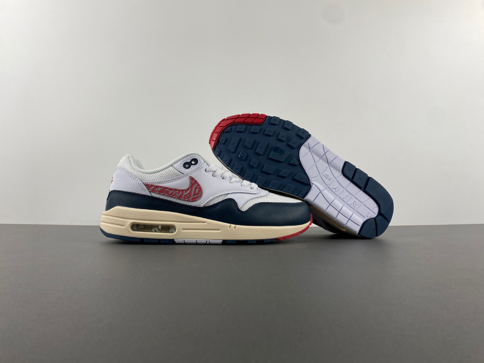 Nike Air Max 1 DH1348-146