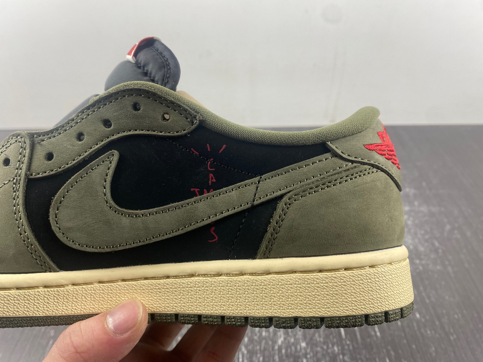 Travis Scott x Air Jordan 1 Low OG DM7866-002