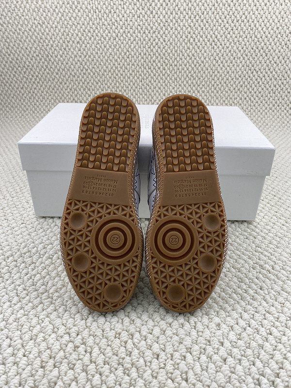 ma*s*n Ma*i*la sneakers