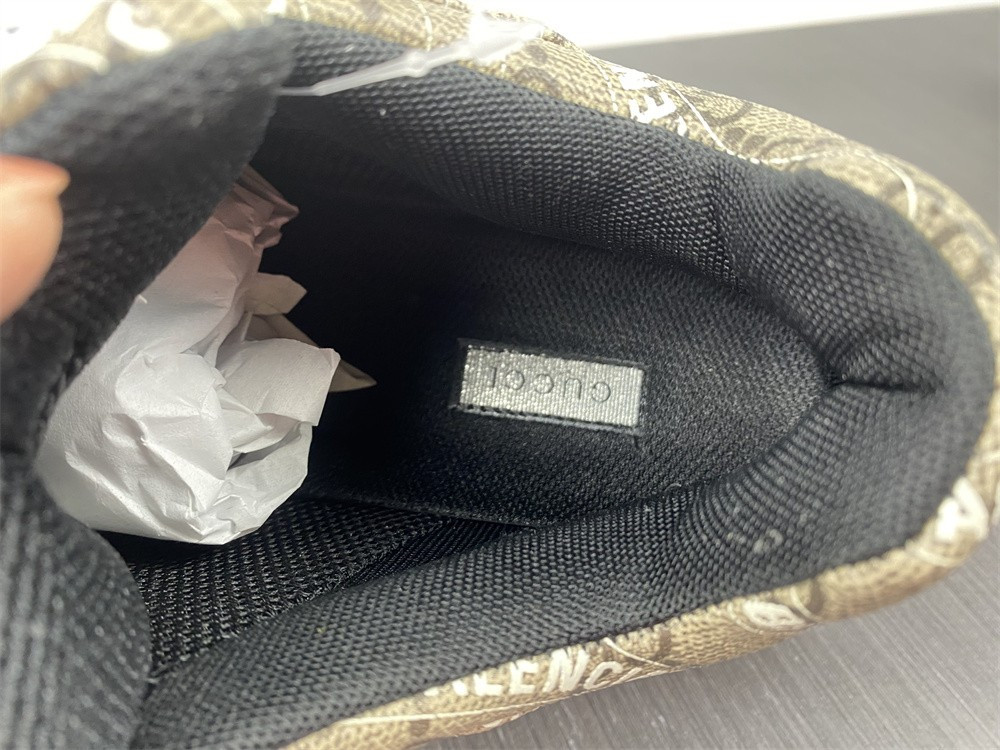 Ba*len*cia*ga 1.0 677192 ulz10 9795