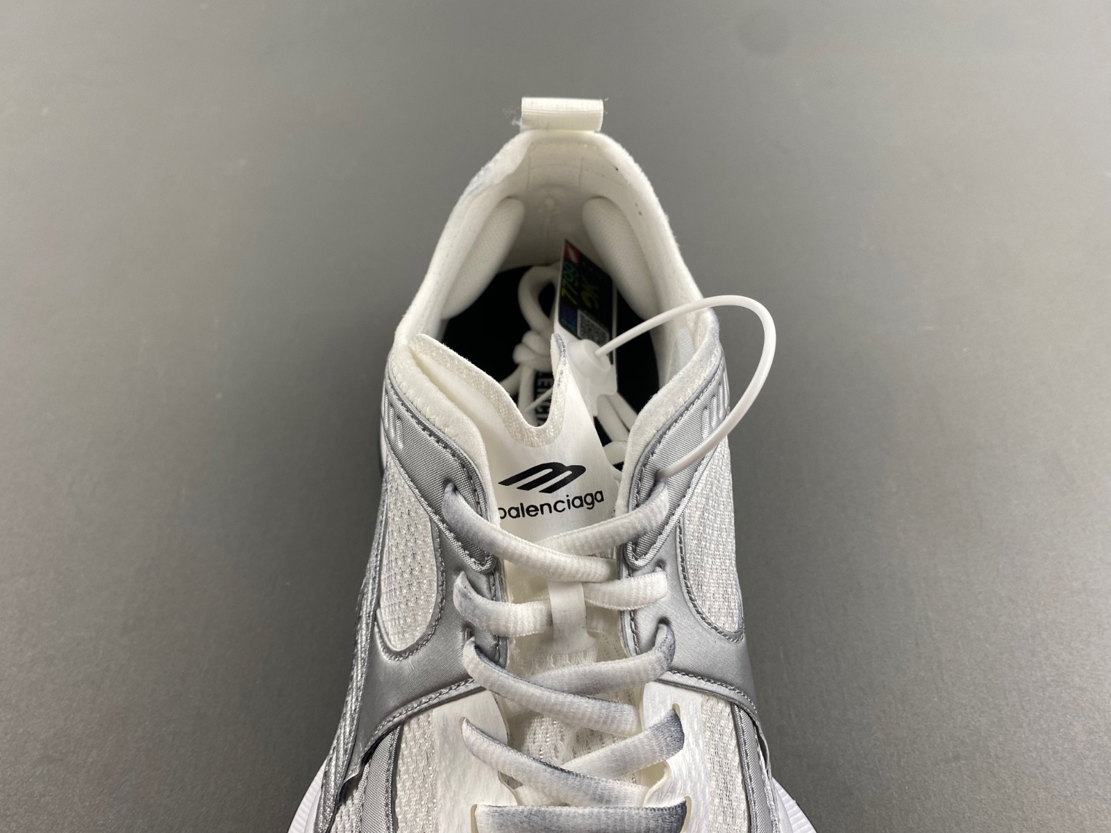 Ba*len*cia*ga runner 793945 wflgy 9100