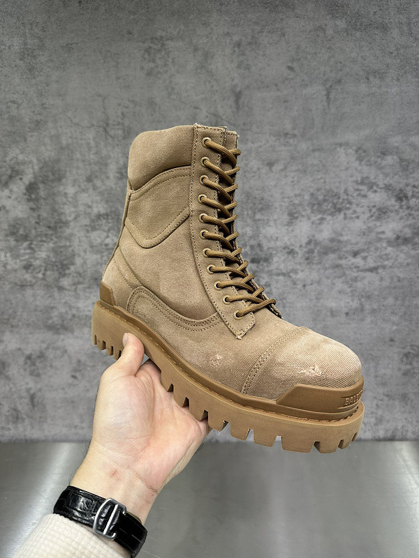 Ba*len*cia*ga boots