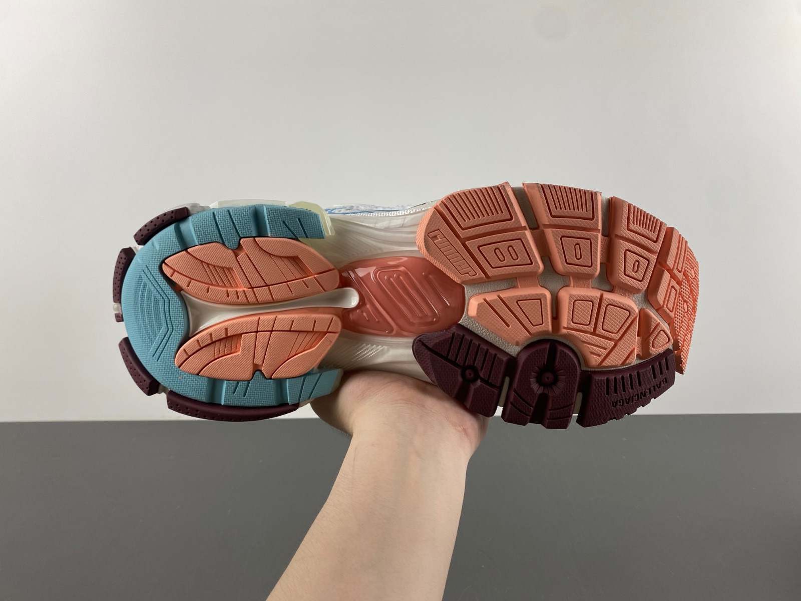 Ba*len*cia*ga runner 772774-w3rny-0326