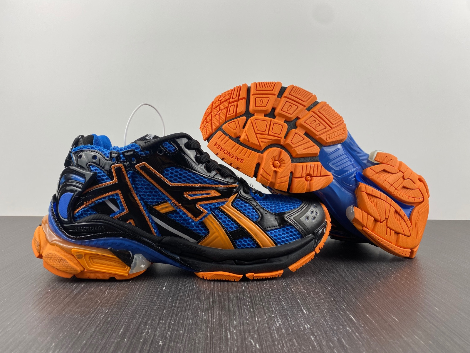 Ba*len*cia*ga runner 677403 w2rb1 1120