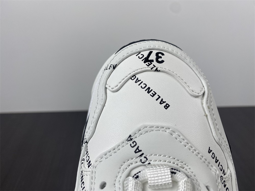 Ba*len*cia*ga triple s black sneaker 524039 w2fa4 9155