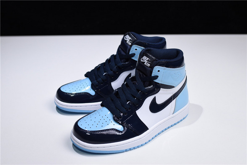 Air Jordan 1 Retro High OG “UNC Patent” CD0461-401