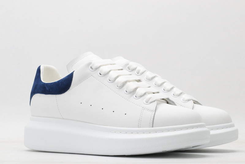 Alexander McQueen Sneakers 587691WHX12K9086