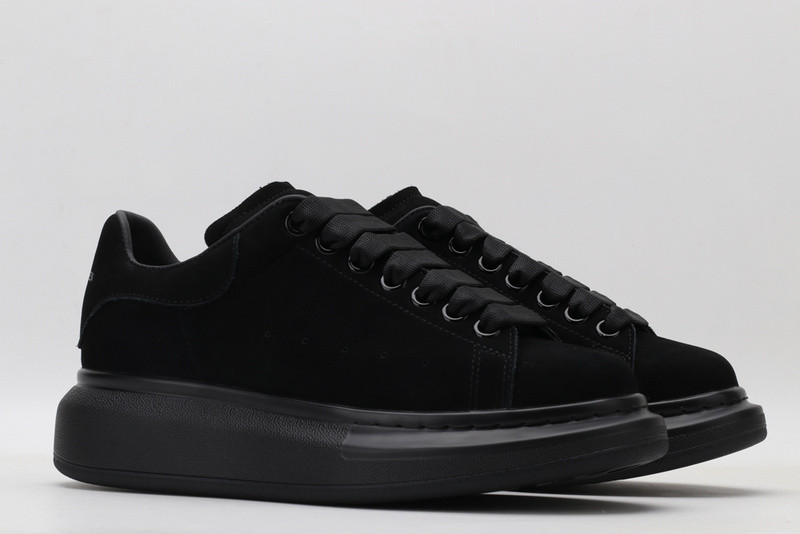 Alexander McQueen Sneakers 575412WHVIW1069