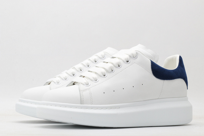 Alexander McQueen Sneakers 587691WHX12K9086