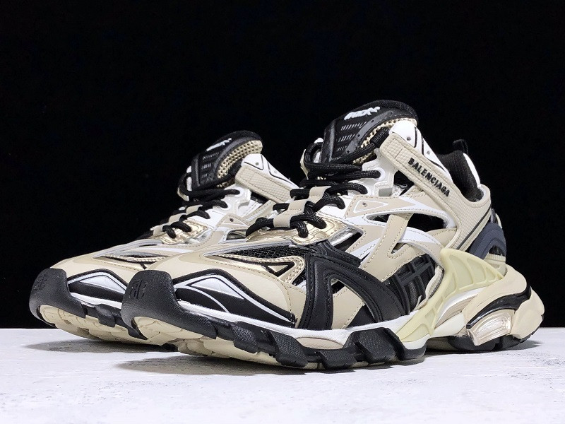 BLCG Track 2.0 570391-W2GN9-2009