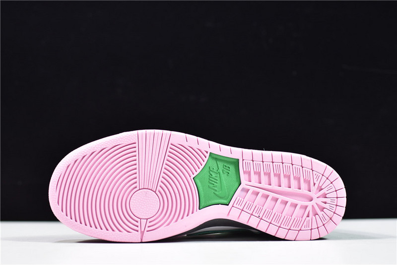 Nike SB Dunk High “Invert Celtics” CU7349-001