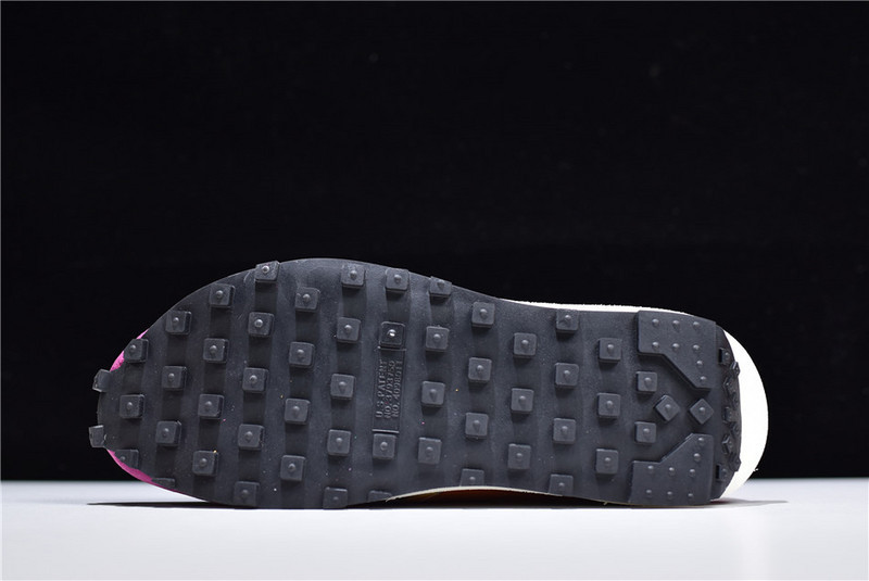 Sacai x Nike LDV Waffle 