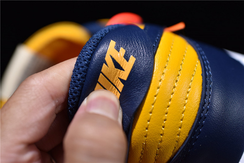 OF x Nike Dunk Low Michigan CT0856-700