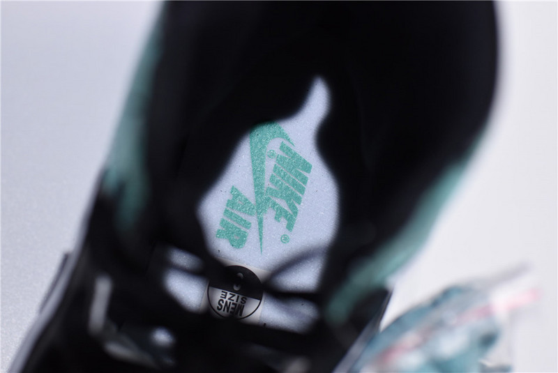 Air Jordan 1 High OG “Igloo” 861428-100