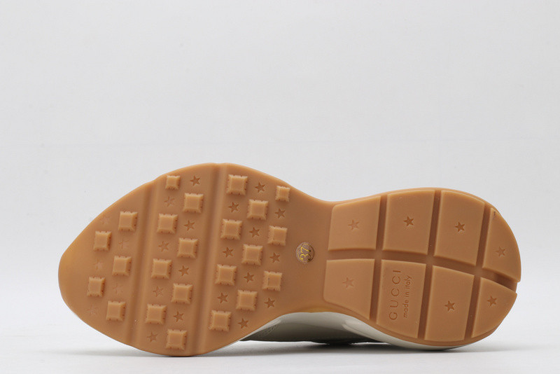 GC Rhyton sneaker with NY Yankees ™ patch