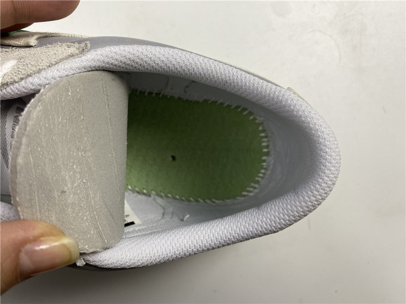 Sacai x Nike Blazer Low Medium Grey/Classic Green-White BV0076-403