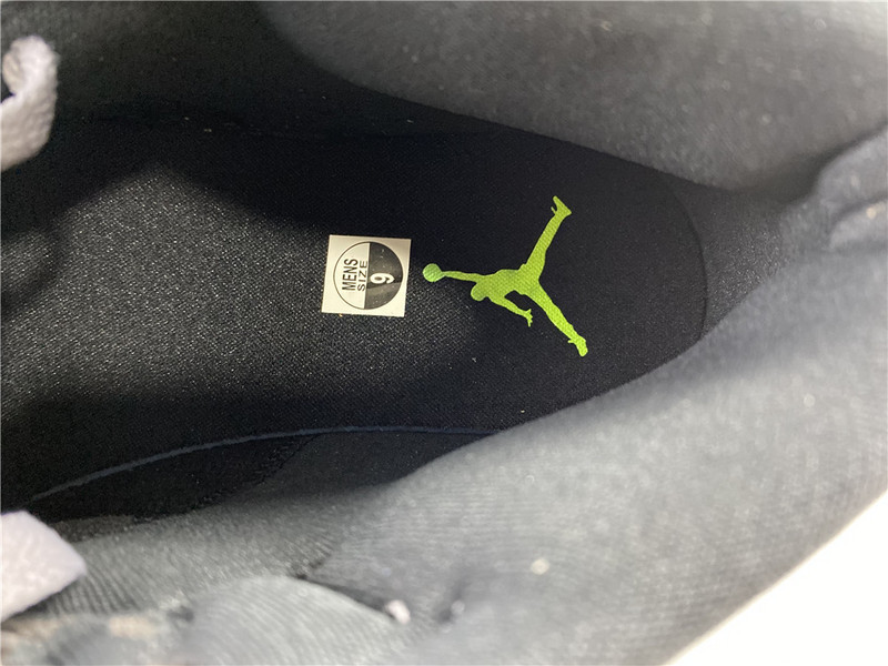 Air Jordan 1 Mid Gunsmoke Volt 554724-072