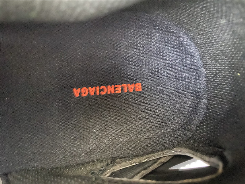 BLCG Track 2.0 570391-W2GN1-2002