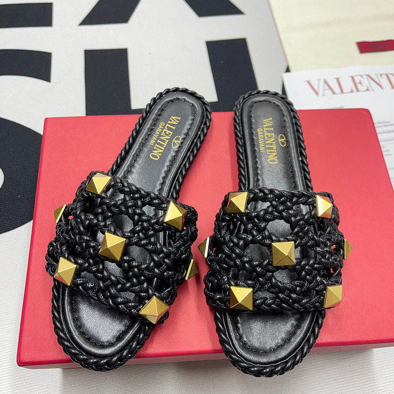 Valenti** sandals