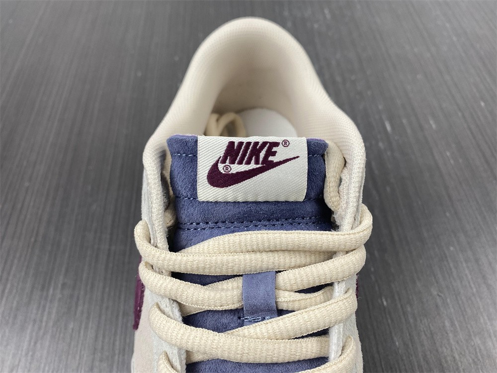 Otomo Katsuhiro x Nike SB Dunk Low Steamboy OST Dark Red Blue LF0039-005