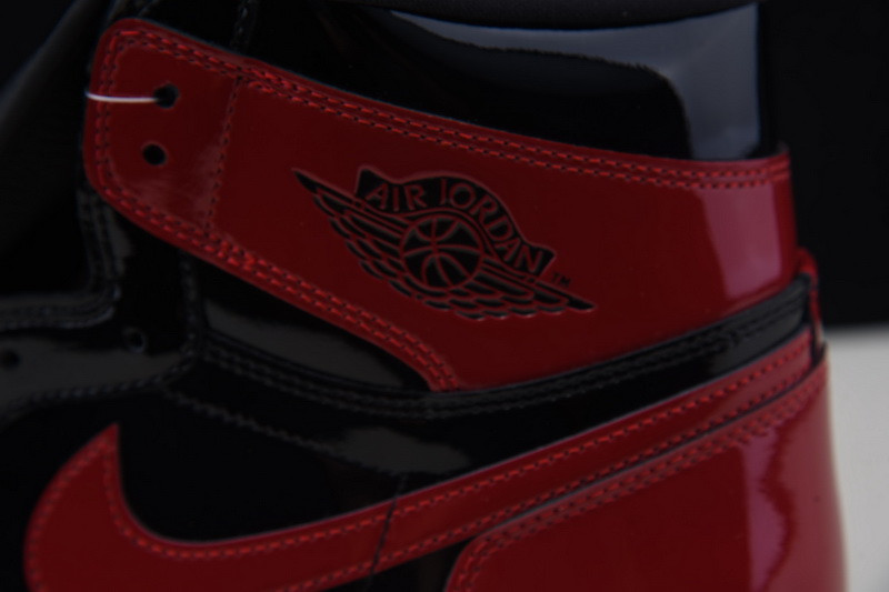 AIR JORDAN 1 HIGH OG “BRED PATENT” 555088-063