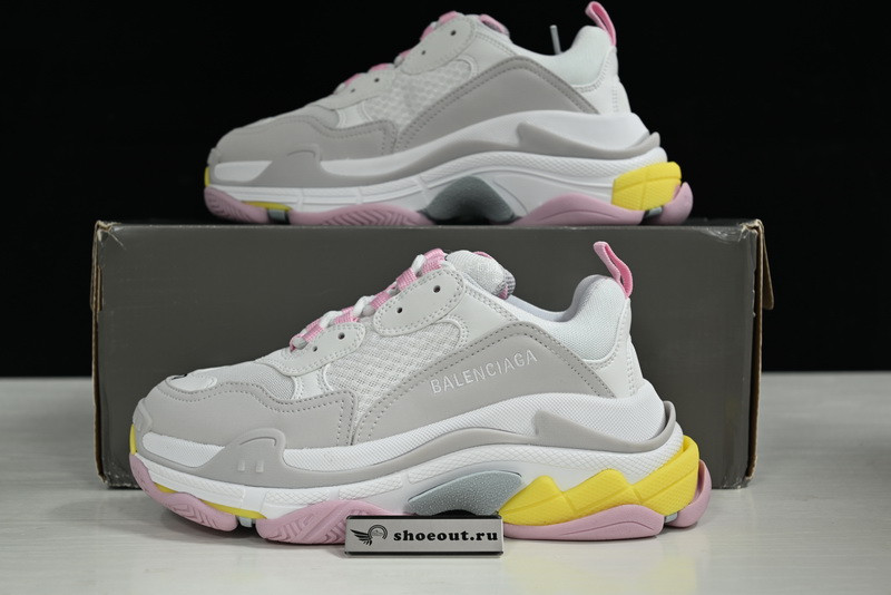 Ba*len*cia*ga triple s 54039 w2fw4 7541