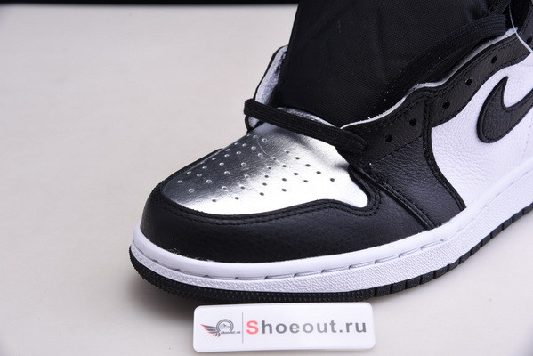 Air Jordan 1 High OG WMNS “Silver Toe” CD0461-001