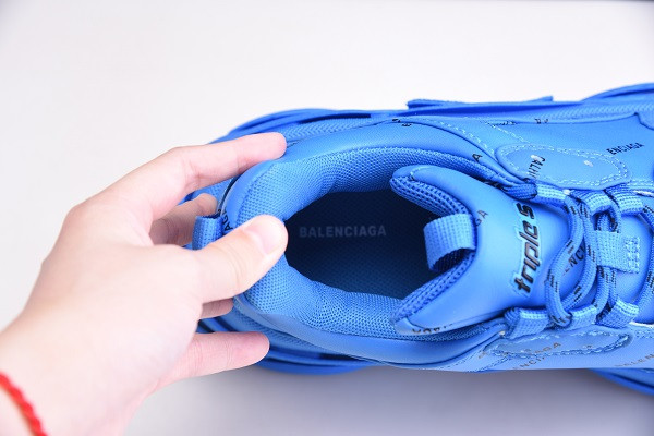 BLCG Triple S 536737-W06E2-0848