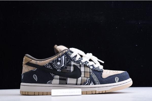 Travis Scott x Nike SB Dunk Low CT5053-001
