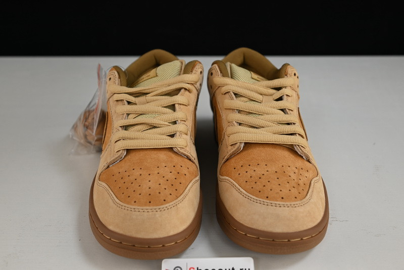 Nike SB Dunk Low “Reverse Reese Forbes Wheat” 883232-700