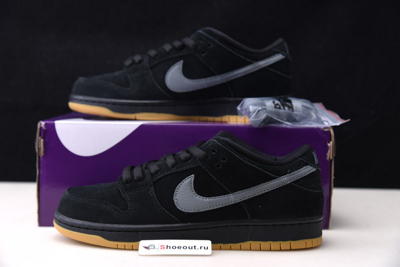 Nike SB Dunk Low Fog BO6817-010