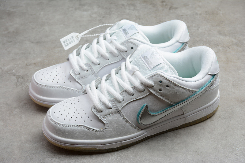 Diamond x Nike SB Dunk Low BV1310-100