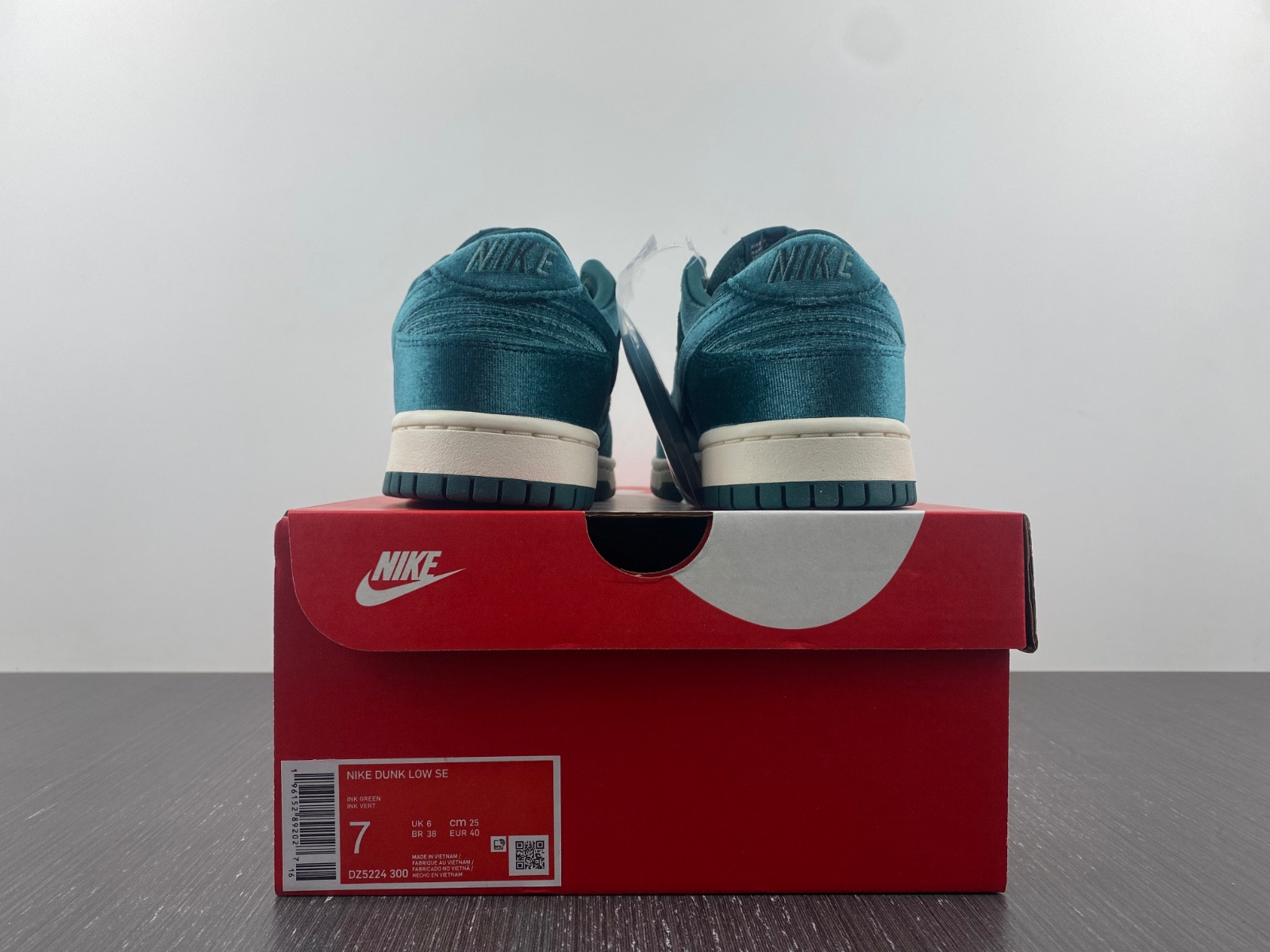 Nike Dunk Low Velvet Teal (W) DZ5224-300
