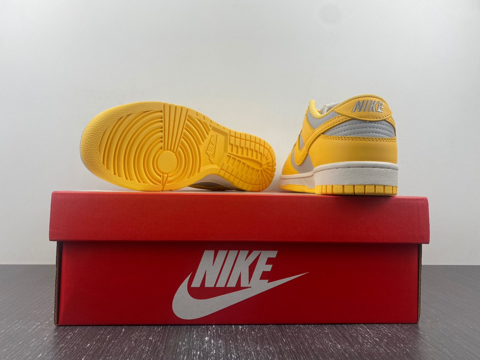 Nike Dunk Low WMNS “Citron Pulse” DD1503-002