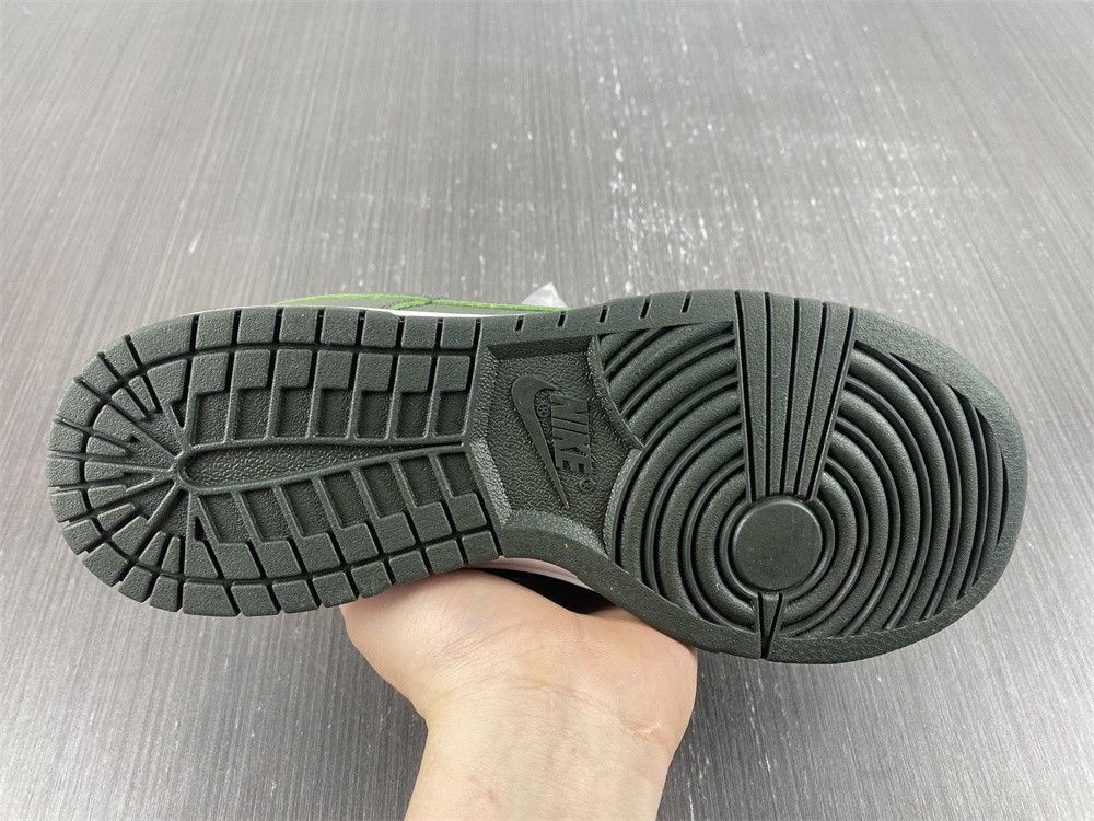 Nike Dunk Low “Avocado” DM7606-300