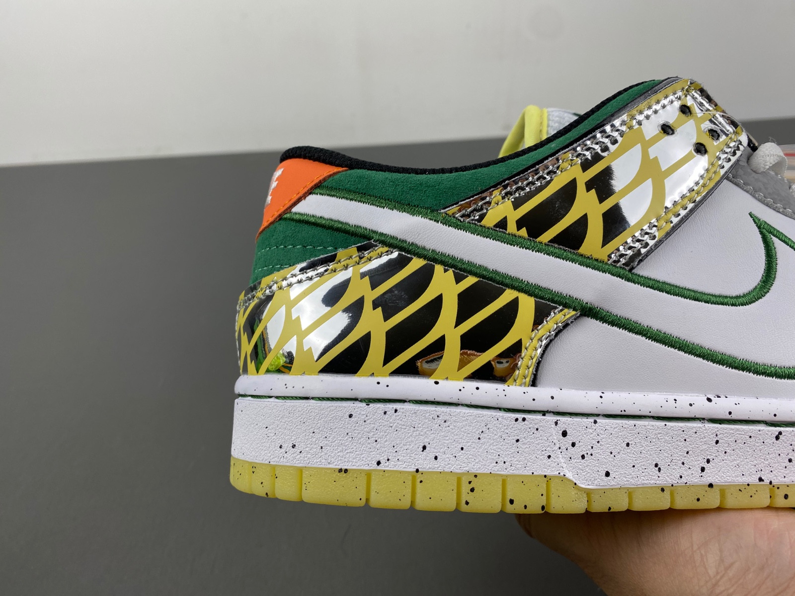Division Street x Nike Dunk Low “What The Duck” (Away) HV1454-100