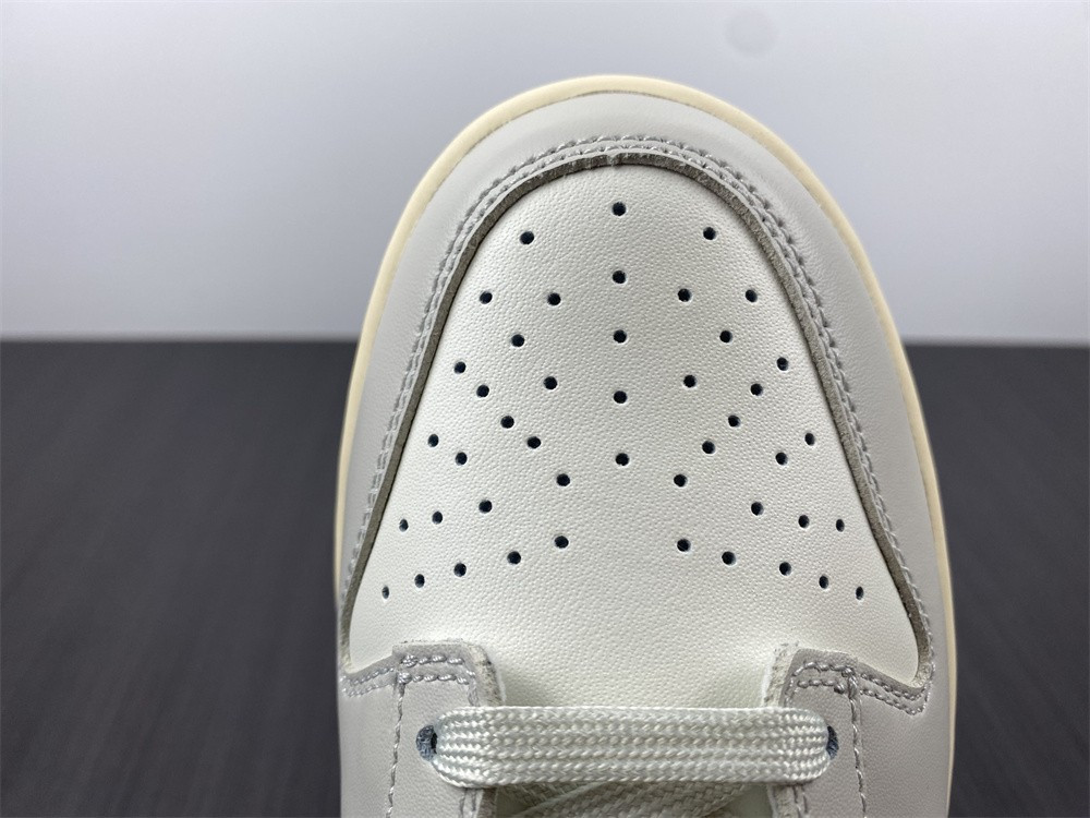 Nike Dunk Low “Light Bone” DD1503-107