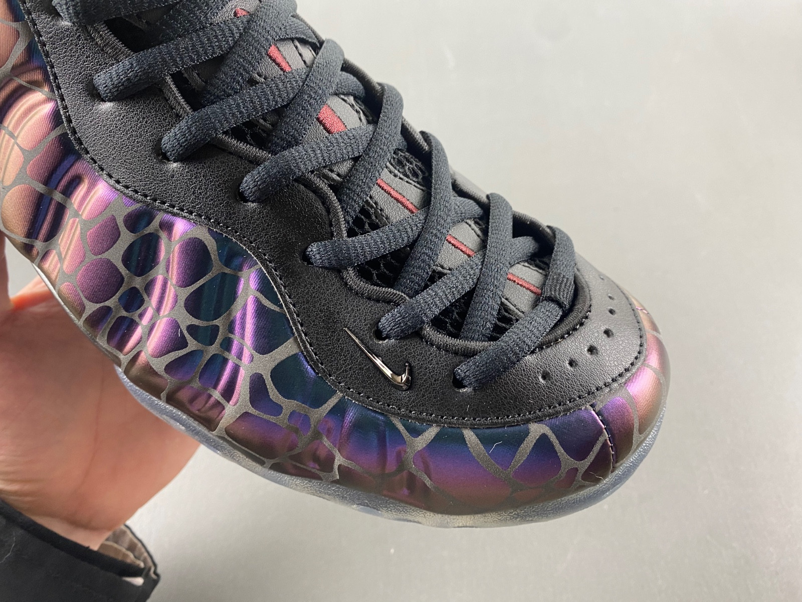 Nike Air Foamposite FQ9050-400