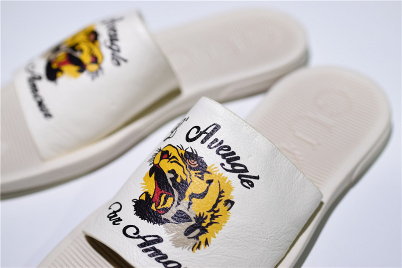 GC Leather SLIDE SANDAL WHITE WITH TIGER WOMENS 1K969E 3F7U F0089