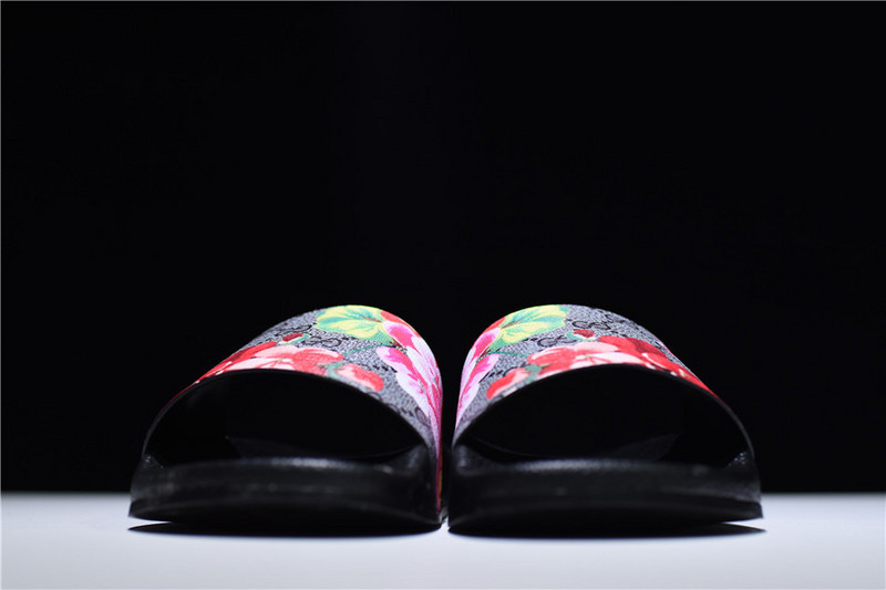 GC Leather SLIDE SANDAL with FLOWER  0400088498707