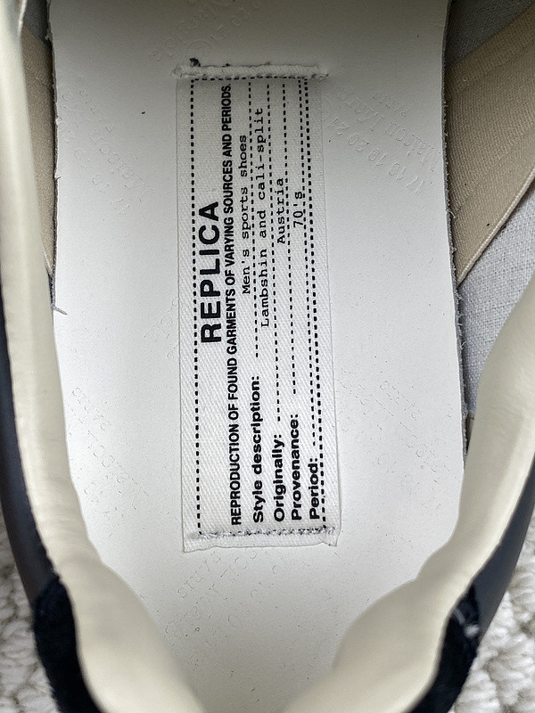 ma*s*n Ma*i*la sneakers