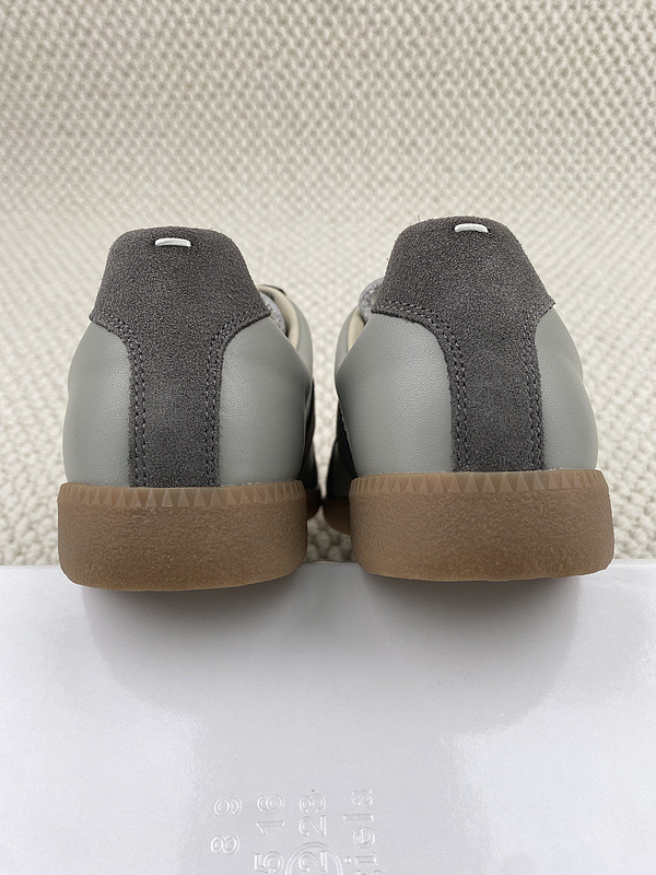 ma*s*n Ma*i*la sneakers