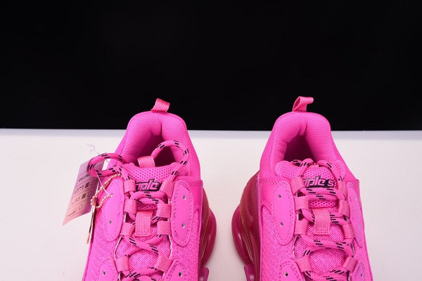 BLCG Triple S 541624-W0901-2132