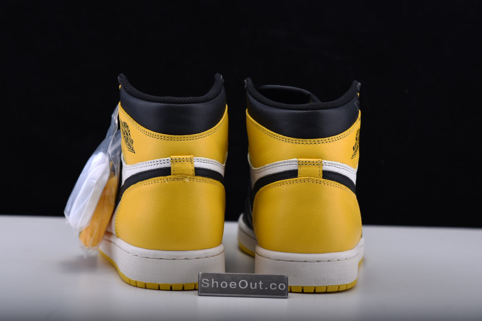 Air Jordan 1 Retro High OG “Yellow Toe” AR1020-700